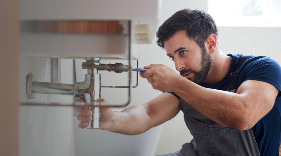 Faucet aerator cleaning/replacement in Dubois, IN